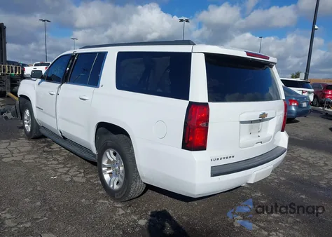 2018 Chevrolet Suburban Lt z USA, uszkodzony, nr VIN 1GNSCHKC5JR194258